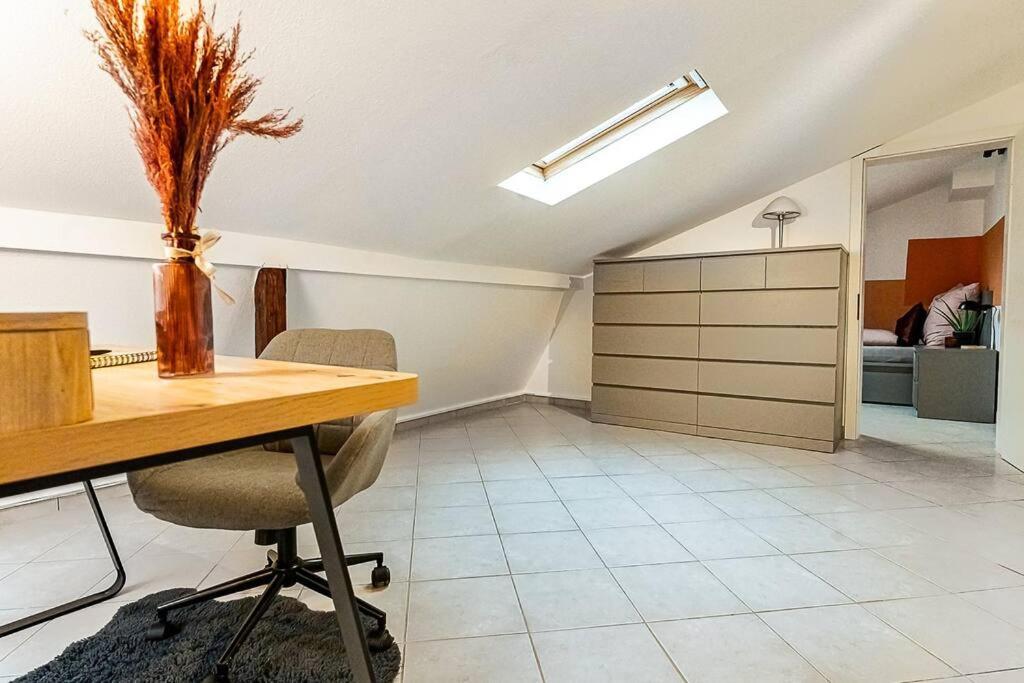 Loft Mit Billard-Tisch Und Ps4 Lejlighed Wuppertal Eksteriør billede