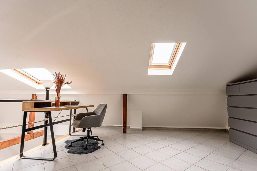 Loft Mit Billard-Tisch Und Ps4 Lejlighed Wuppertal Eksteriør billede